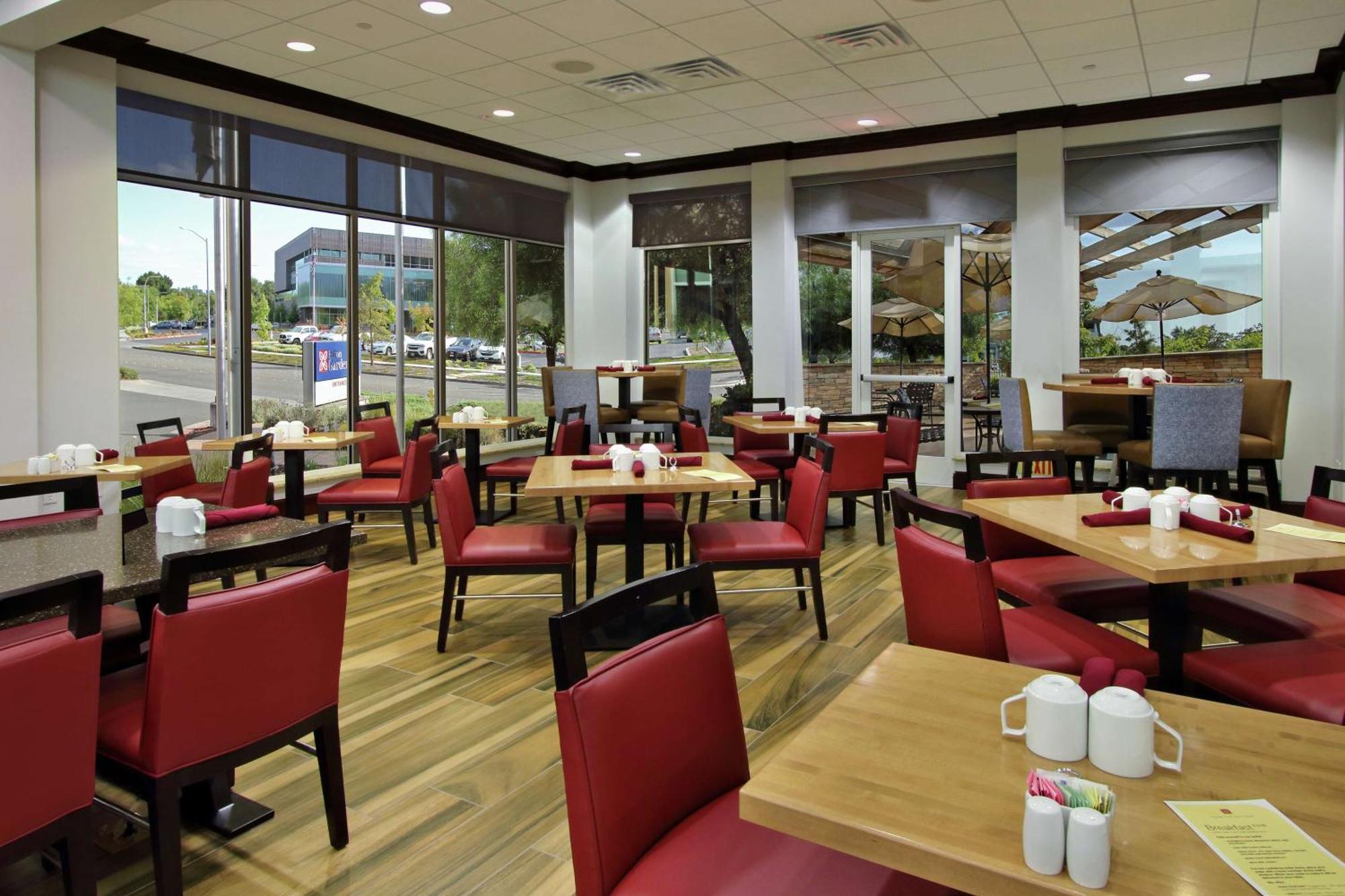 Hilton Garden Inn Sonoma County Airport Santa Rosa Exterior foto