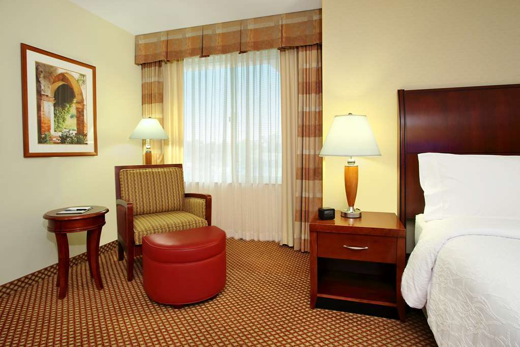Hilton Garden Inn Sonoma County Airport Santa Rosa Habitación foto