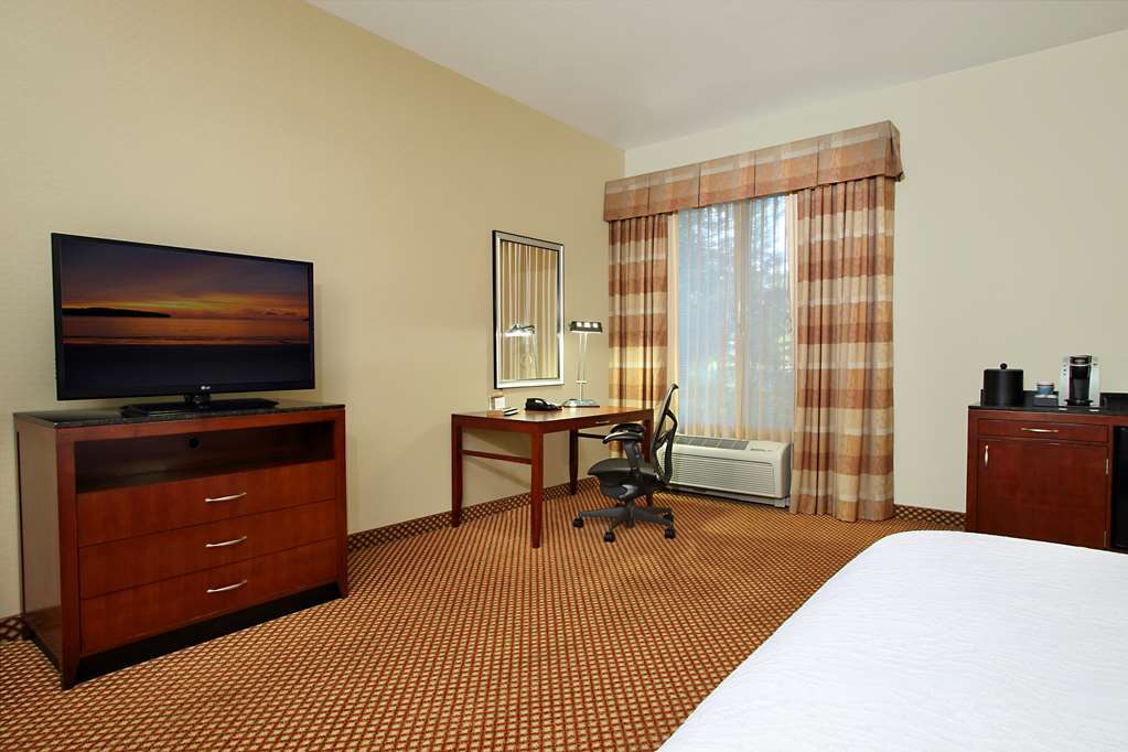 Hilton Garden Inn Sonoma County Airport Santa Rosa Habitación foto